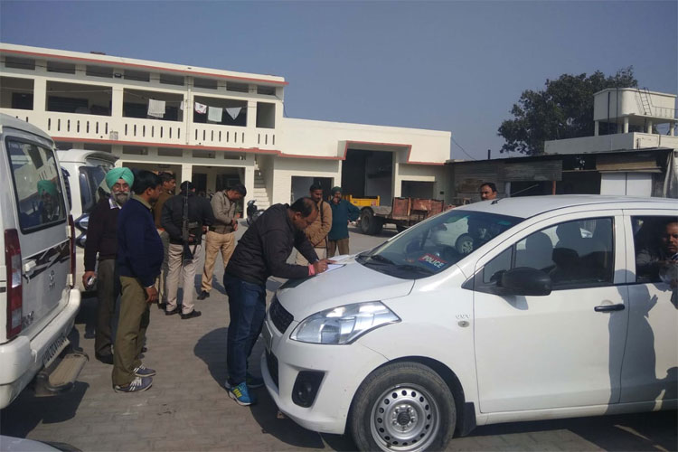 NIA team in Karnal to probe plot to kill former Punjab CM Parkash Singh Badal NIA team in Karnal to probe plot to kill former Punjab CM Parkash Singh Badal- India TV Hindi