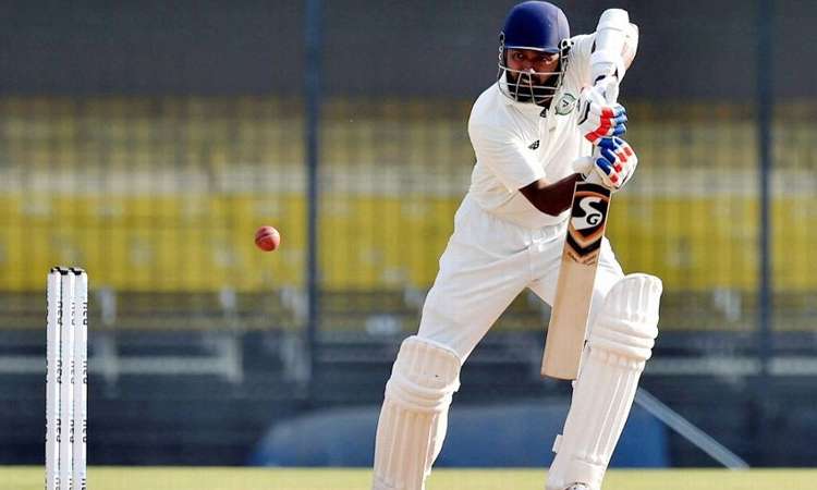 Ranji Trophy 2018-19: विदर्भ ने 41 बार की चैंपियन मुंबई को हराकर किया खिताब की दौड़ से बाहर Ranji Trophy 2018-19: विदर्भ ने 41 बार की चैंपियन मुंबई को हराकर किया खिताब की दौड़ से बाहर- India TV Hindi