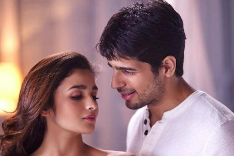 Koffee With Karan 6: Sidharth Malhotra confirms his break up with Alia Bhatt Koffee With Karan 6: Sidharth Malhotra confirms his break up with Alia Bhatt - India TV Hindi