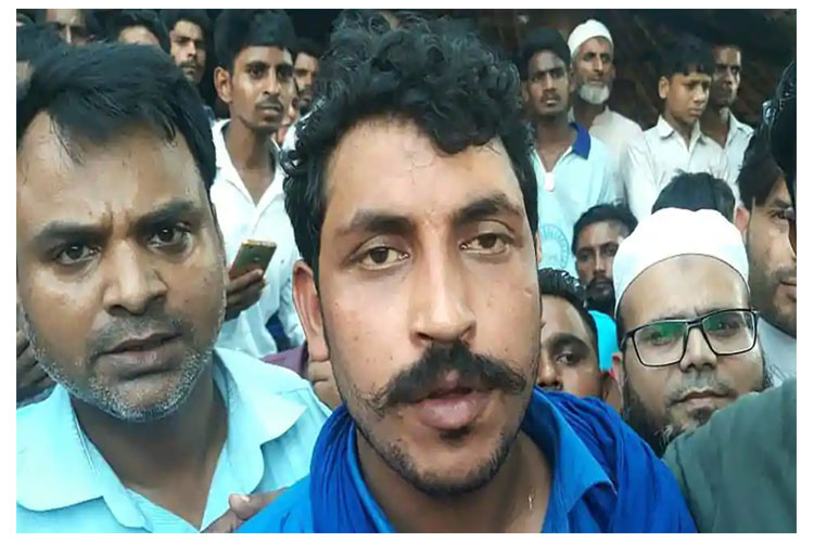 Bhim Army chief Chandrashekhar Azad arrested in UP's Deoband Bhim Army chief Chandrashekhar Azad arrested in UP's Deoband- India TV Hindi