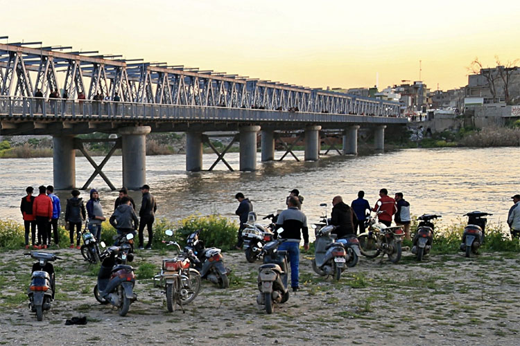 Iraq ferry sinking: dozens people drown in Mosul | AP Iraq ferry sinking: dozens people drown in Mosul | AP- India TV Hindi