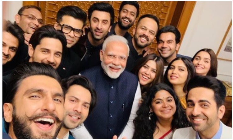 PM modi with bollywood celebrities PM modi with bollywood celebrities- India TV Hindi