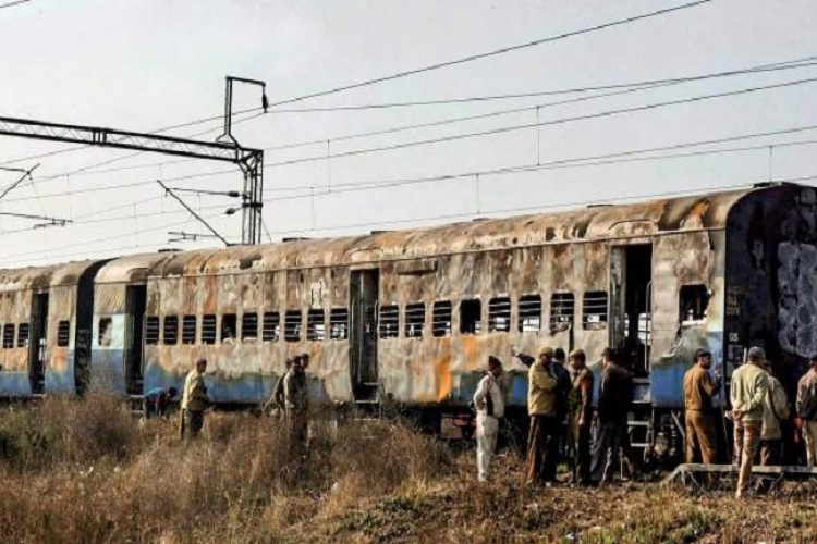 Samjhauta Express train blast (File Photo) Samjhauta Express train blast (File Photo)- India TV Hindi