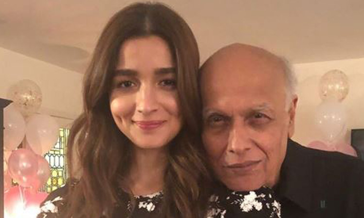 Alia Bhatt, Mahesh Bhatt Alia Bhatt, Mahesh Bhatt- India TV Hindi