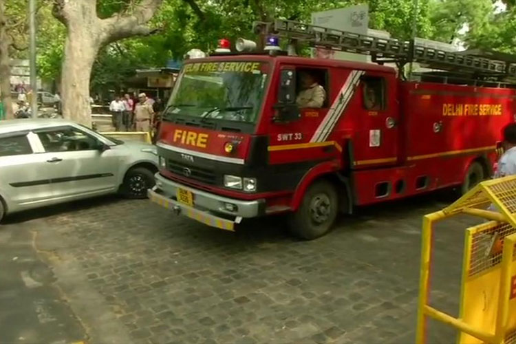 Fire breaks out at Shastri Bhawan New Delhi Fire breaks out at Shastri Bhawan New Delhi- India TV Hindi