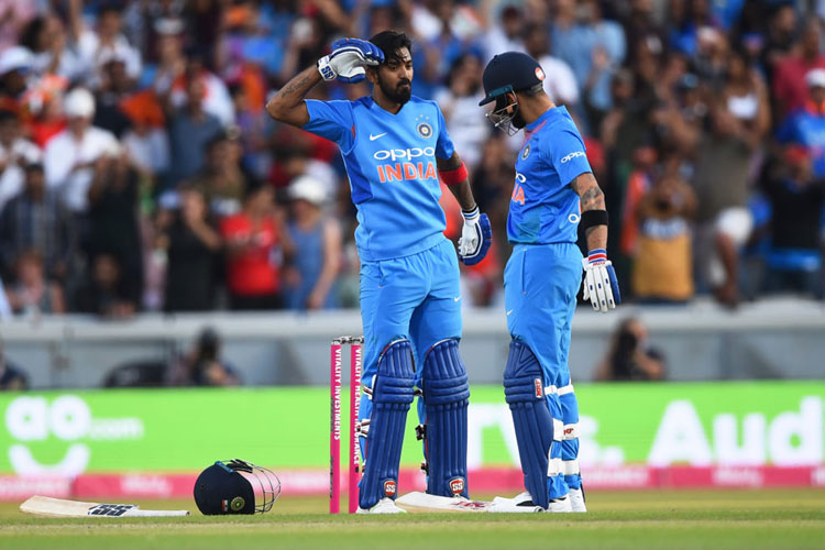 Chris Gayle Said KL Rahul Is an Olny Playe Who Can match Kohli's achievements Chris Gayle Said KL Rahul Is an Olny Playe Who Can match Kohli's achievements- India TV Hindi