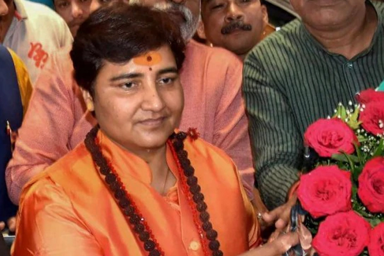 साध्वी प्रज्ञा का विवादित बयान, कहा-मैंने हेमंत करकरे को श्राप दिया था, सर्वनाश होगा साध्वी प्रज्ञा का विवादित बयान, कहा-मैंने हेमंत करकरे को श्राप दिया था, सर्वनाश होगा- India TV Hindi