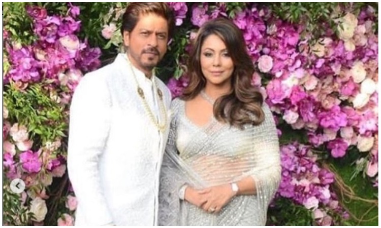 Shah Rukh khan and gauri khan Shah Rukh khan and gauri khan- India TV Hindi