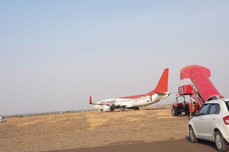 Spicejet plane Spicejet plane- India TV Hindi