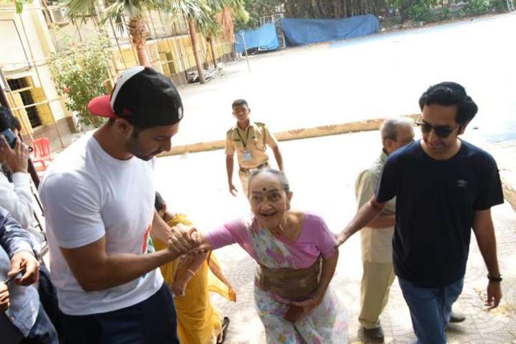 varun dhawan varun dhawan- India TV Hindi