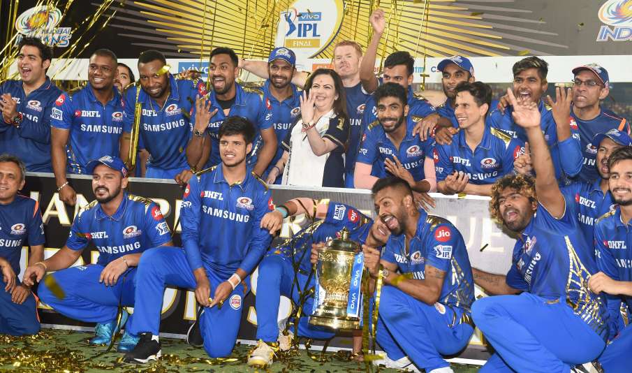 Mumbai Indians An open bus ride to welcome Champions home, Ride Start From Ambani House Antilia Mumbai Indians An open bus ride to welcome Champions home, Ride Start From Ambani House Antilia- India TV Hindi