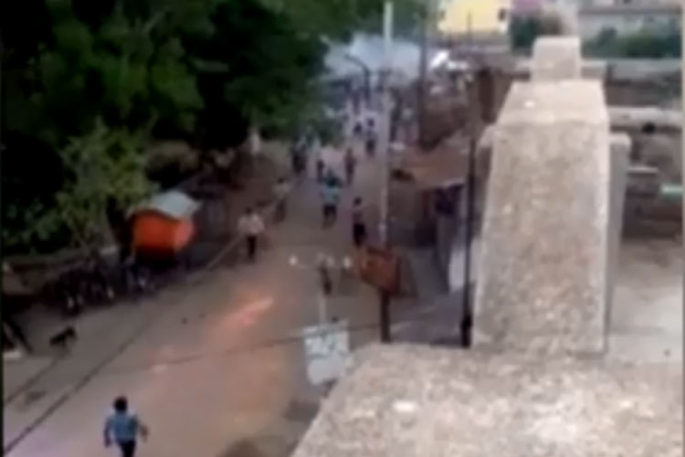 West Bengal Violence: Bomb hurled at BJP rally in Bhirbhum West Bengal Violence: Bomb hurled at BJP rally in Bhirbhum - India TV Hindi