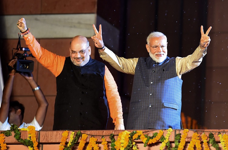 मोदी के शपथग्रहण में पश्चिम बंगाल से इन्हें आमंत्रित कर बीजेपी ने चला एक और मास्टरस्ट्रोक मोदी के शपथग्रहण में पश्चिम बंगाल से इन्हें आमंत्रित कर बीजेपी ने चला एक और मास्टरस्ट्रोक- India TV Hindi