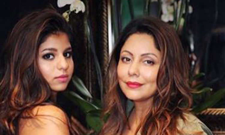 Suhana Khan writes emotional message for Gauri Khan on Mother's Day Suhana Khan writes emotional message for Gauri Khan on Mother's Day- India TV Hindi