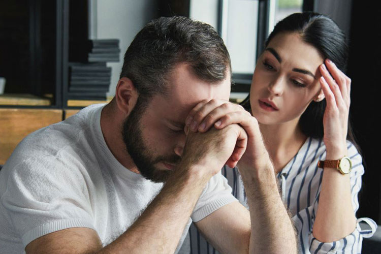 5 bad habits that could ruin your married life 5 bad habits that could ruin your married life- India TV Hindi