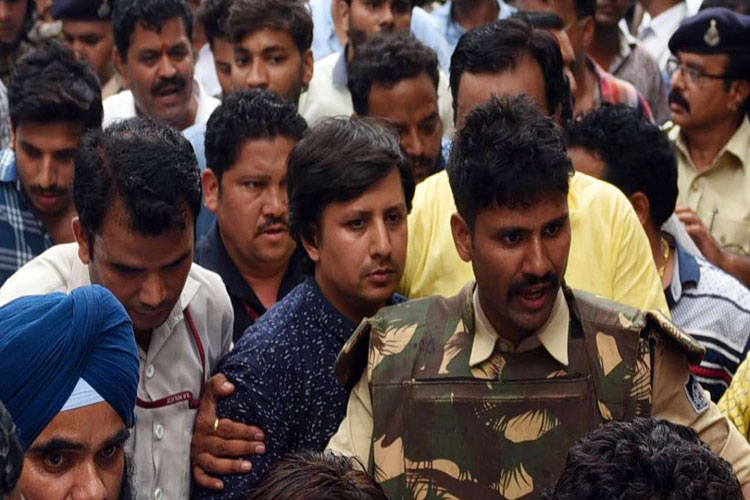 Akash Vijayvargiya Akash Vijayvargiya- India TV Hindi