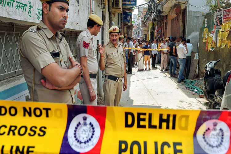 Woman hire Killers to Murder her husband in Delhi's... Woman hire Killers to Murder her husband in Delhi's...- India TV Hindi