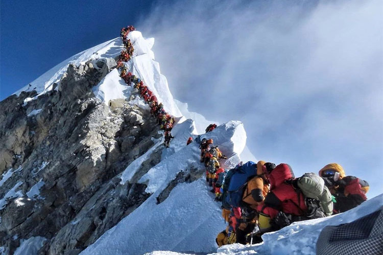 Traffic jam did not cause all deaths on Mount Everest, says Nepal government | AP Photo Traffic jam did not cause all deaths on Mount Everest, says Nepal government | AP Photo- India TV Hindi