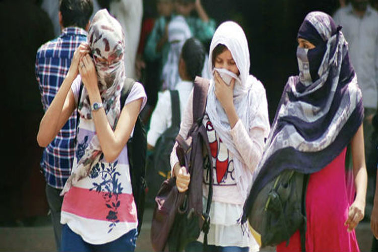 North, central India reel under heatwave, monsoon advances in Kerala North, central India reel under heatwave, monsoon advances in Kerala- India TV Hindi