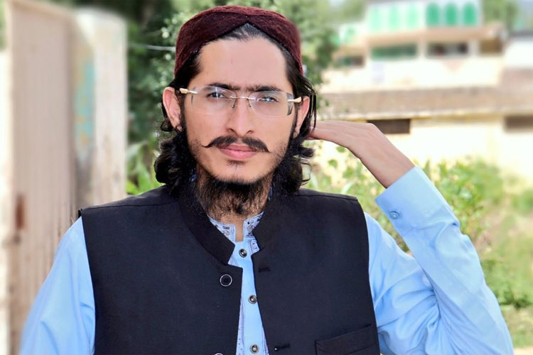 Blogger, journalist Bilal Khan known for criticizing 'army' murdered in Pakistan | Facebook Blogger, journalist Bilal Khan known for criticizing 'army' murdered in Pakistan | Facebook- India TV Hindi