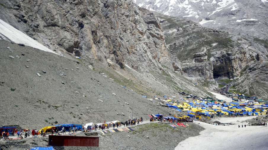 Amarnath Yatra crosses last year's mark of 2.85 lakh in 22 days Amarnath Yatra crosses last year's mark of 2.85 lakh in 22 days- India TV Hindi