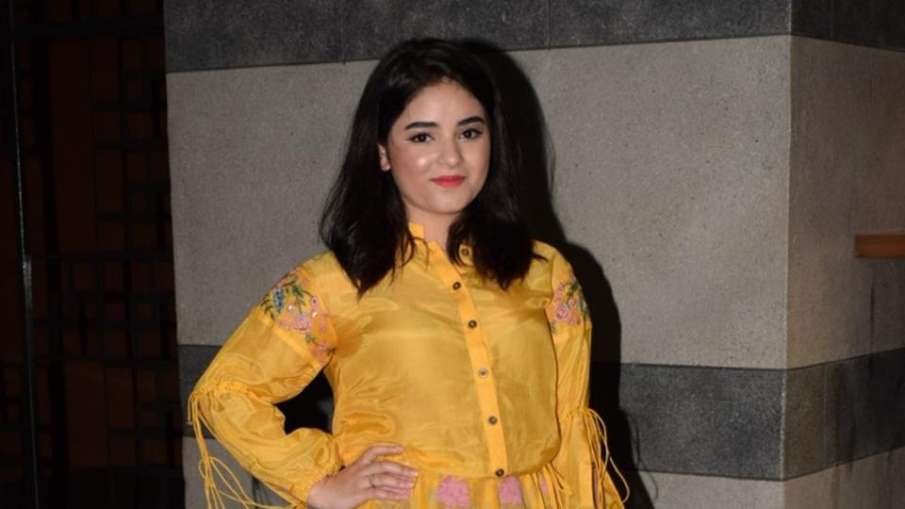 SP MP ST Hassan said on Zaira Wasim that skin show is not permitted in Islam SP MP ST Hassan said on Zaira Wasim that skin show is not permitted in Islam - India TV Hindi