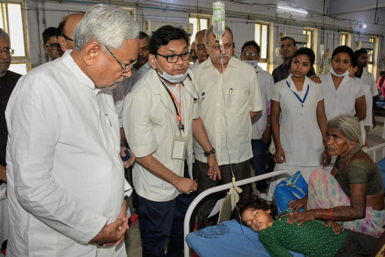 बिहार विधानसभा में हंगामा, विपक्ष स्वास्थ्य मंत्री के इस्तीफे पर अड़ा बिहार विधानसभा में हंगामा, विपक्ष स्वास्थ्य मंत्री के इस्तीफे पर अड़ा- India TV Hindi