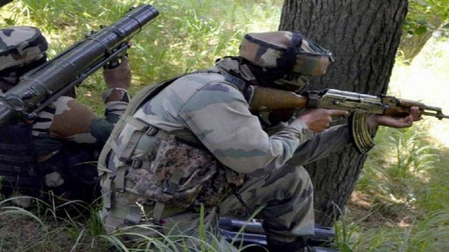 Pakistani intruder shot dead by BSF on International... Pakistani intruder shot dead by BSF on International...- India TV Hindi