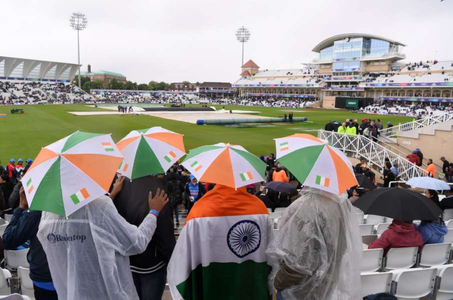 न्यूजीलैंड के खिलाफ सेमीफाइनल मुकाबले में बारिश बिगाड़ सकती है टीम इंडिया का खेल, जानिए क्या है भविष न्यूजीलैंड के खिलाफ सेमीफाइनल मुकाबले में बारिश बिगाड़ सकती है टीम इंडिया का खेल, जानिए क्या है भविष- India TV Hindi