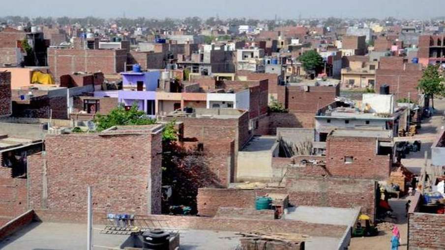 Centre is agreed to give ownership rights to the people living in unauthorized colonies says CM Centre is agreed to give ownership rights to the people living in unauthorized colonies says CM - India TV Hindi