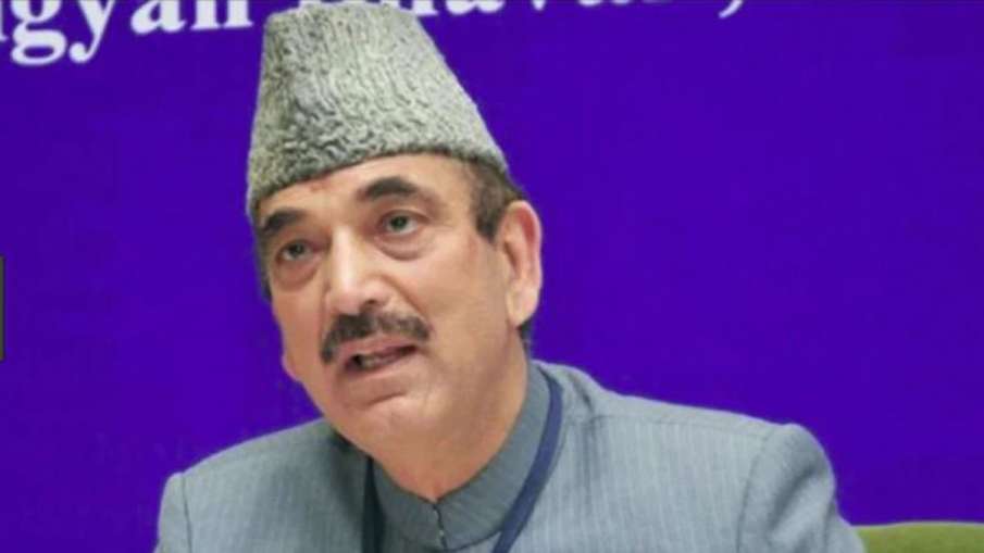 Congress Leader Ghulam Nabi Azad Stopped at Jammu... Congress Leader Ghulam Nabi Azad Stopped at Jammu...- India TV Hindi