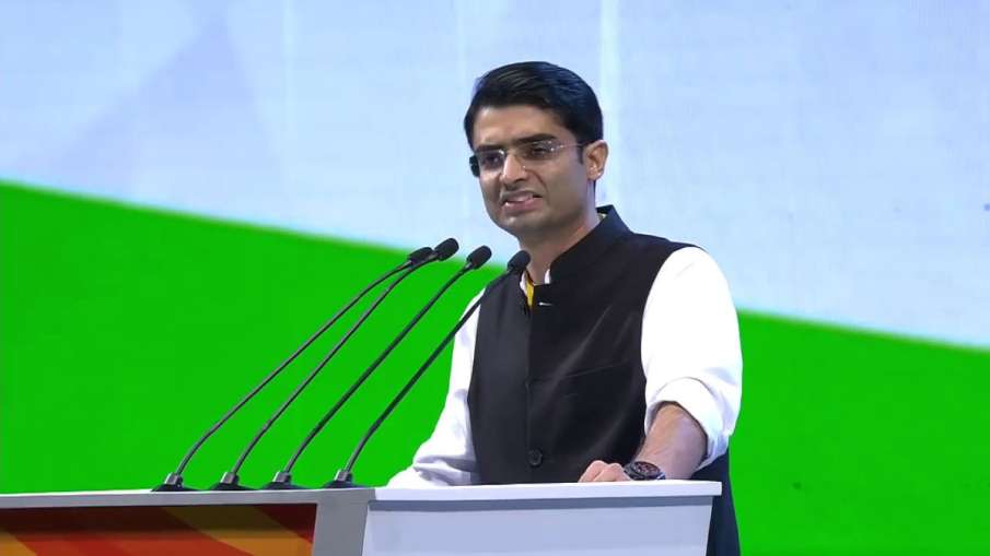 Congress urges government to declare financial... Congress urges government to declare financial...- India TV Hindi