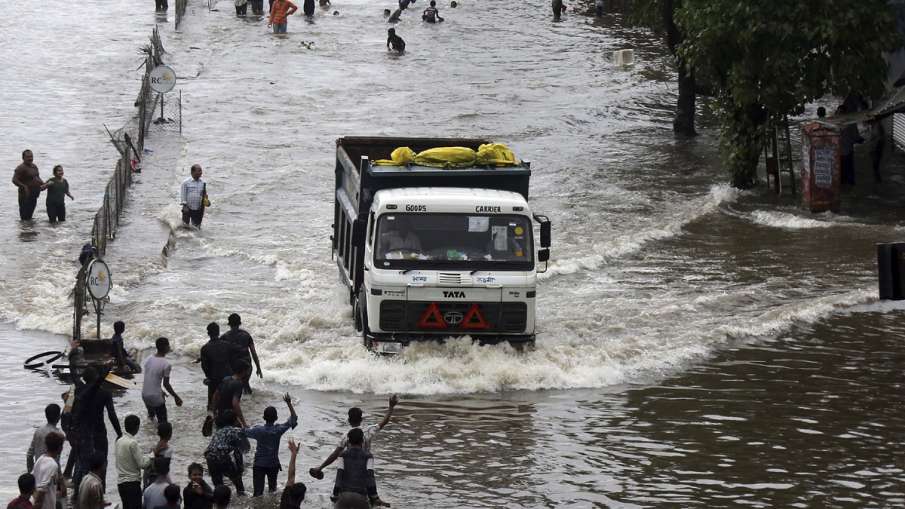 More than 120 dead due to incessant rains, floods in Gujarat, Maharashtra, Kerala, Karnataka | AP More than 120 dead due to incessant rains, floods in Gujarat, Maharashtra, Kerala, Karnataka | AP- India TV Hindi