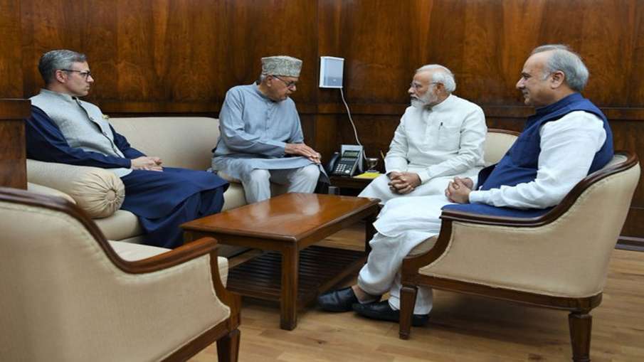 PM Modi, Farooq Abdullah, Omar Abdullah PM Modi, Farooq Abdullah, Omar Abdullah- India TV Hindi