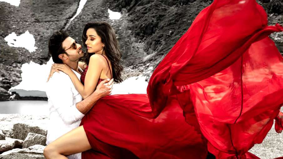 Prabhas and Shraddha in Saaho Prabhas and Shraddha in Saaho- India TV Hindi