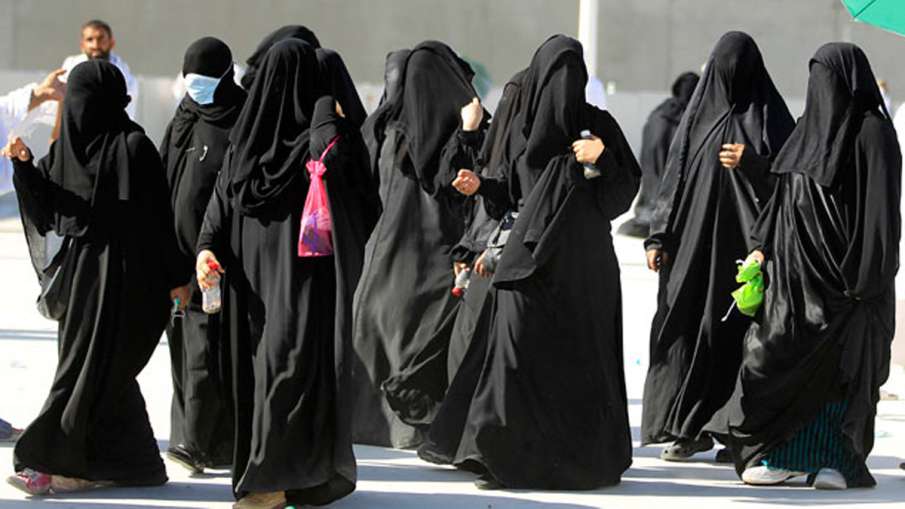 Saudi Arabia lifts travel restrictions on women, grants them greater control | AP File Saudi Arabia lifts travel restrictions on women, grants them greater control | AP File- India TV Hindi
