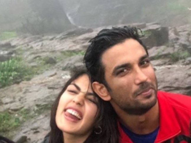 Sushant singh rajput and rhea chakraborty Sushant singh rajput and rhea chakraborty- India TV Hindi