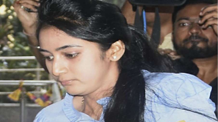 कांग्रेस नेता डीके शिवकुमार की बेटी ऐश्वर्या कांग्रेस नेता डीके शिवकुमार की बेटी ऐश्वर्या- India TV Hindi