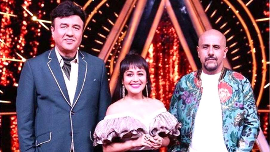 नेहा कक्कड़ और विशाल ददलानी के साथ अनु मलिक नेहा कक्कड़ और विशाल ददलानी के साथ अनु मलिक- India TV Hindi