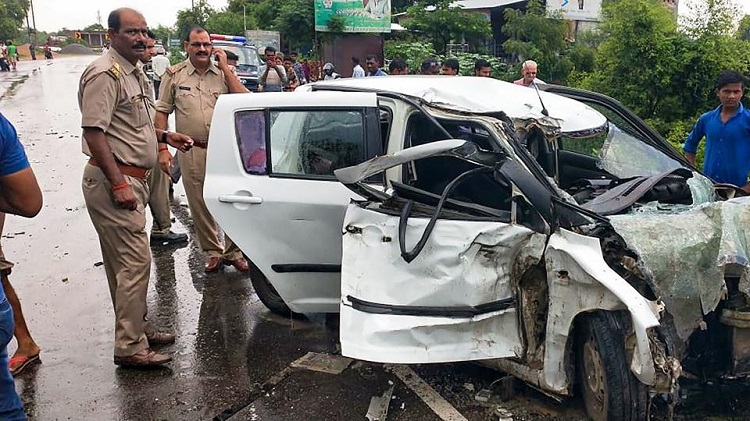 Unnao rape victim car accident Unnao rape victim car accident - India TV Hindi