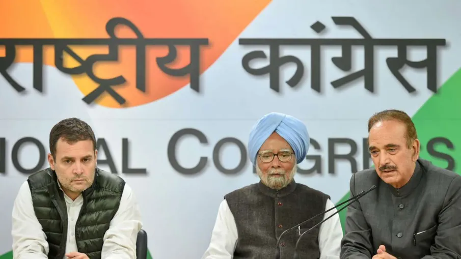 Congress party 40 star campaigners list did not include Navjot Singh Sidhu name Congress party 40 star campaigners list did not include Navjot Singh Sidhu name- India TV Hindi