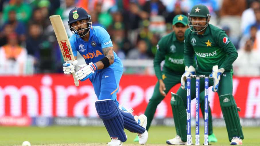 Pakistani fan invited Virat Kohli to play in his country Pakistani fan invited Virat Kohli to play in his country- India TV Hindi