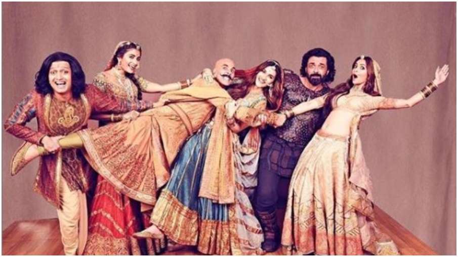 Box Office Collection day 1 housefull 4 Box Office Collection day 1 housefull 4- India TV Hindi
