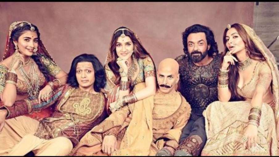 Housefull 4 box office collection day 6 Housefull 4 box office collection day 6- India TV Hindi