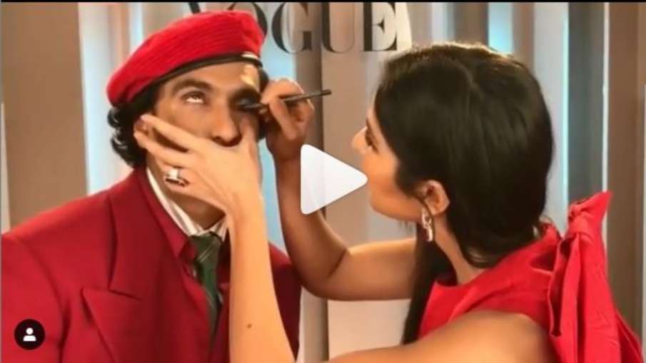 Katrina kaif apply kajal to ranveer singh Katrina kaif apply kajal to ranveer singh- India TV Hindi