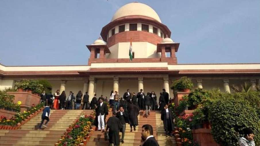 फैसले से पहले राममंदिर पर समझौता? संविधान पीठ के सभी जज आज मिलकर करेंगे चर्चा फैसले से पहले राममंदिर पर समझौता? संविधान पीठ के सभी जज आज मिलकर करेंगे चर्चा- India TV Hindi
