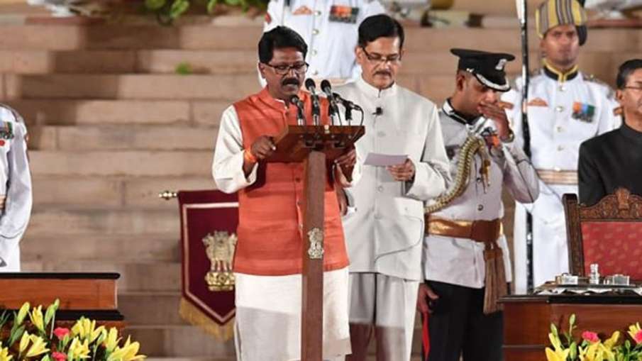 Arvind Sawant, Arvind Sawant Resigns, Uddhav Thackeray, Maharashtra Government Formation Arvind Sawant, Arvind Sawant Resigns, Uddhav Thackeray, Maharashtra Government Formation- India TV Hindi