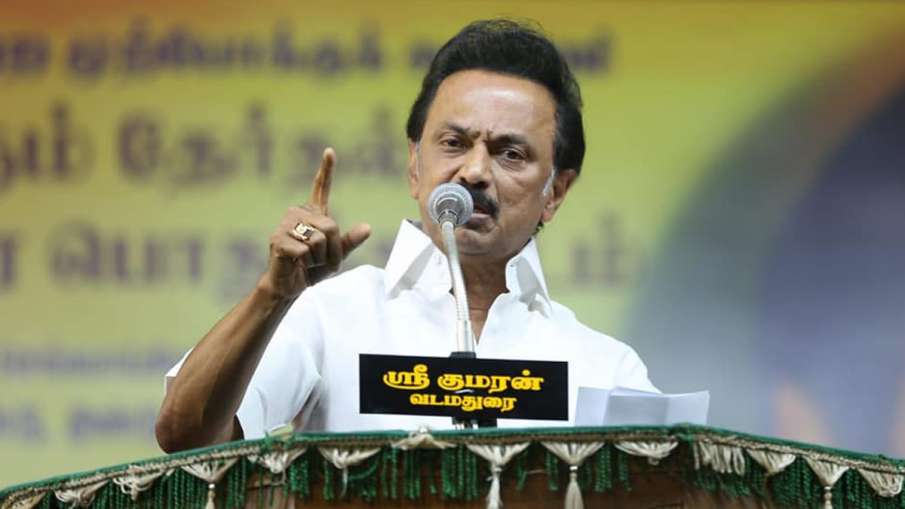 DMK leader MK Stalin, DMK leader, MK Stalin, Sharad Pawar NCP, Devendra Fadnavis DMK leader MK Stalin, DMK leader, MK Stalin, Sharad Pawar NCP, Devendra Fadnavis- India TV Hindi