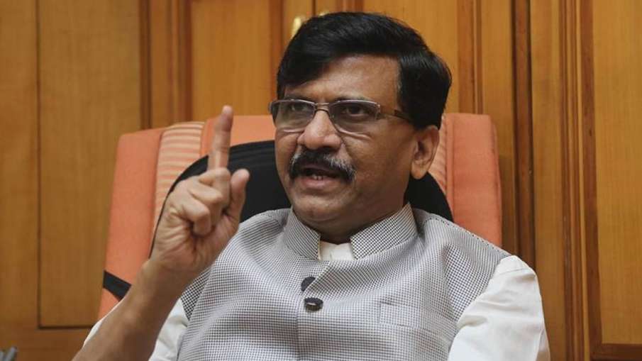 शिवसेना नेता संजय राउत ने कहा-भागवत, उद्धव के बीच अभी कोई बातचीत नहीं हुई शिवसेना नेता संजय राउत ने कहा-भागवत, उद्धव के बीच अभी कोई बातचीत नहीं हुई- India TV Hindi