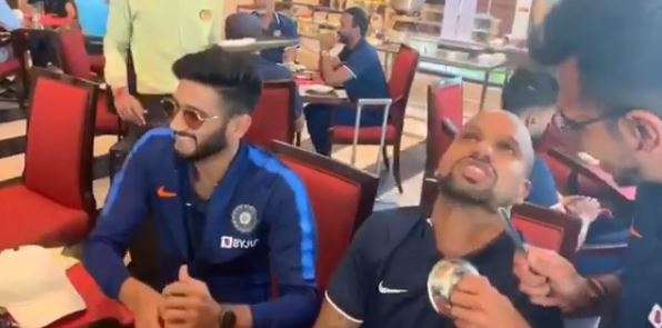 Bhuvneshwar Kumar Replay on Shikhar Dhawan 'Bala' Video Bhuvneshwar Kumar Replay on Shikhar Dhawan 'Bala' Video- India TV Hindi